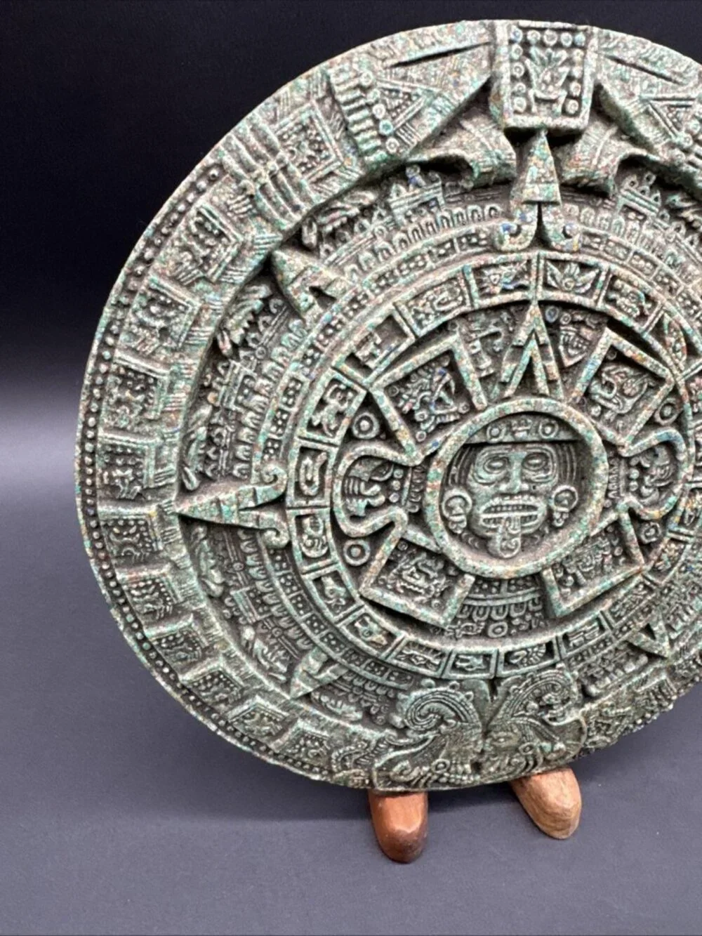 VTG AZTEC SUN STONE CALENDAR PLAQUE 9” CRUSHED MALACHITE RESIN WALL HANGING